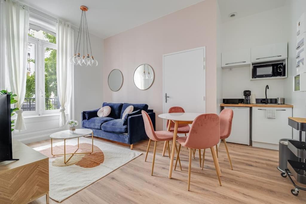 Magnifique Appartement Blush Refait A Neuf Saint-Etienne  Ngoại thất bức ảnh