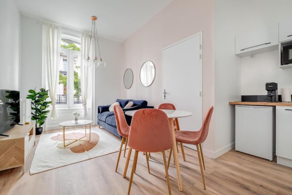 Magnifique Appartement Blush Refait A Neuf Saint-Etienne  Ngoại thất bức ảnh